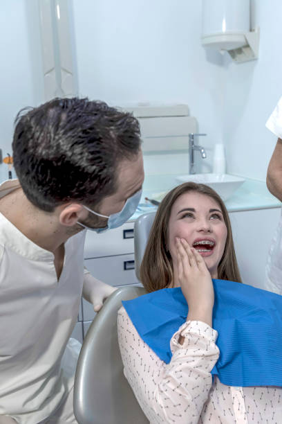 Best Emergency Dentist for Knocked-Out Tooth in Siena College, NY